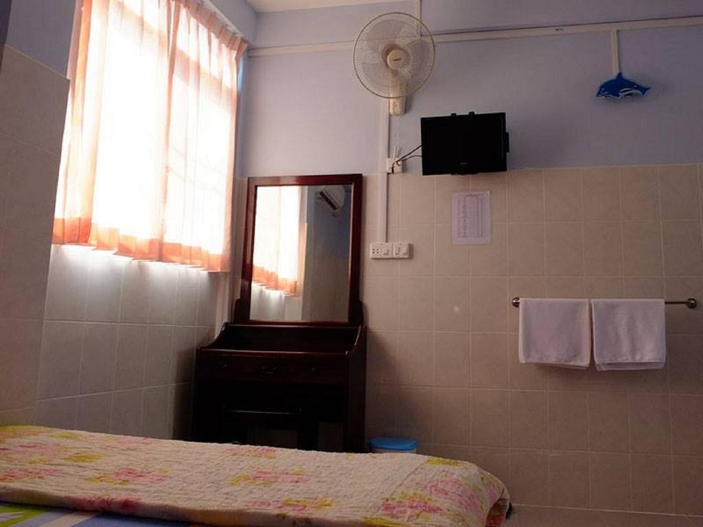 Penguin Hotel Kawthaung Eksteriør billede